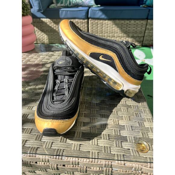Nike Air Max 97 Black Metallic Gold Youth 7Y - Picture 7 of 8